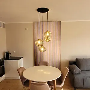 https://soneczny-apartament-z-ogrdkiem-apartment.gdanskhotel.org